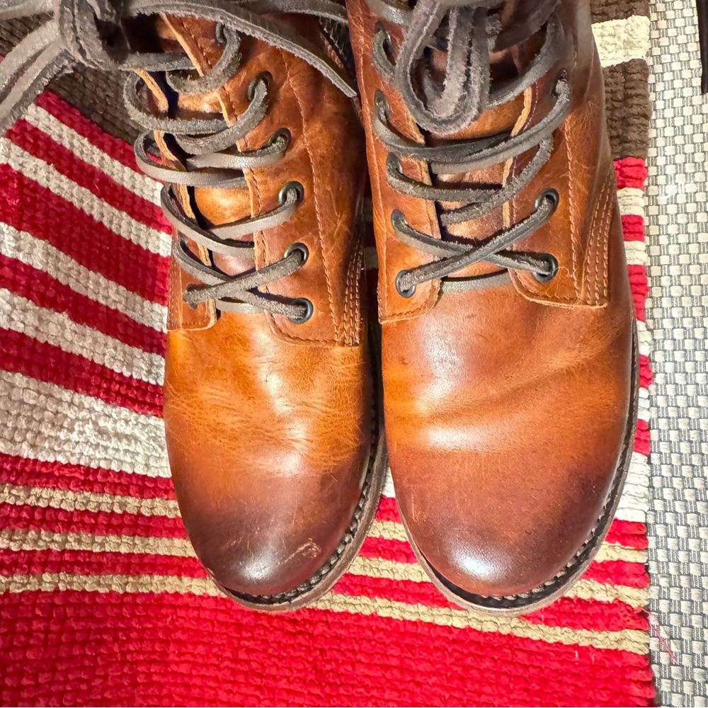 Freebird Women’s MANCHESTER Leather Lace-Up Zippered Booties - Size 9 - Picture 9 of 11